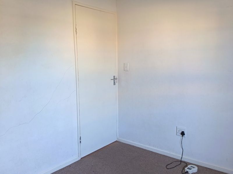 Two Bedroom House in Security Estate - Photo 7