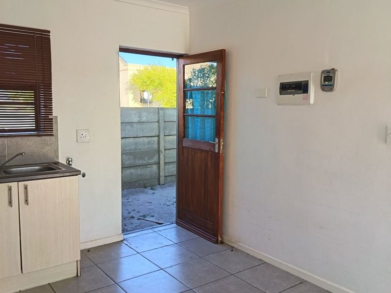 Two Bedroom House in Security Estate - Photo 6