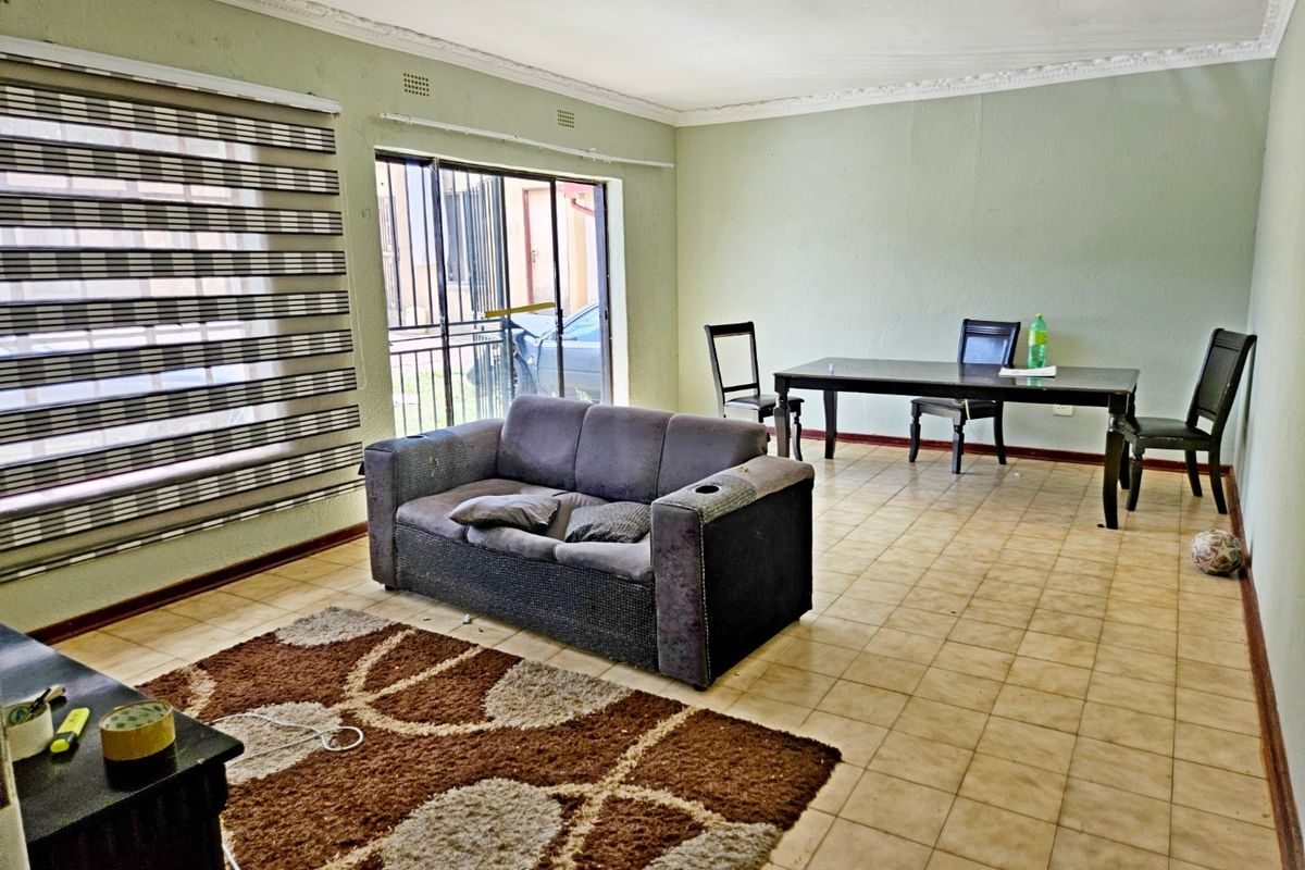 Lovely 3-Bedroom Family Home for Sale – Ready to Invest or Move In - Photo 4