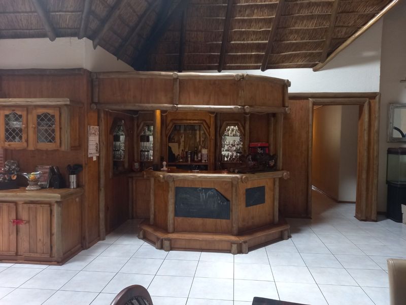 House for sale in Wilkoppies. - Photo 8