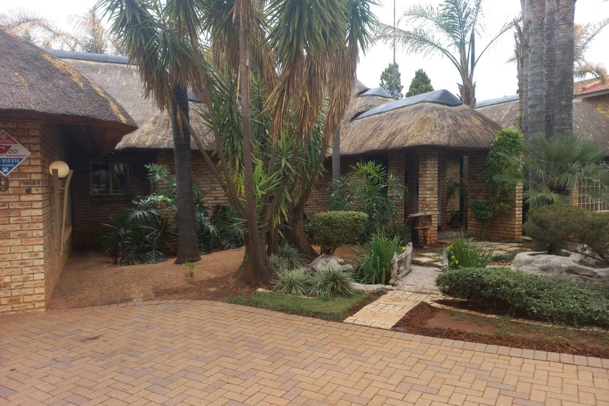 House for sale in Wilkoppies. - Photo 4