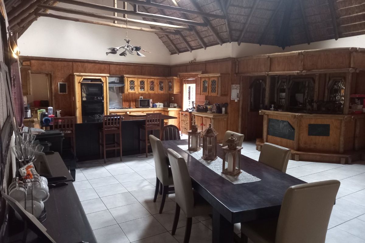 House for sale in Wilkoppies. - Photo 5