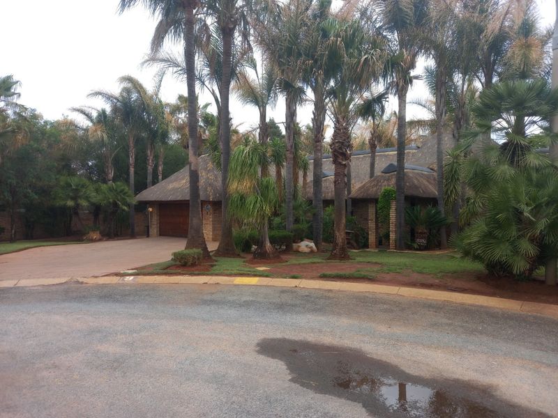 House for sale in Wilkoppies. - Photo 3