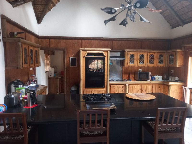 House for sale in Wilkoppies. - Photo 9