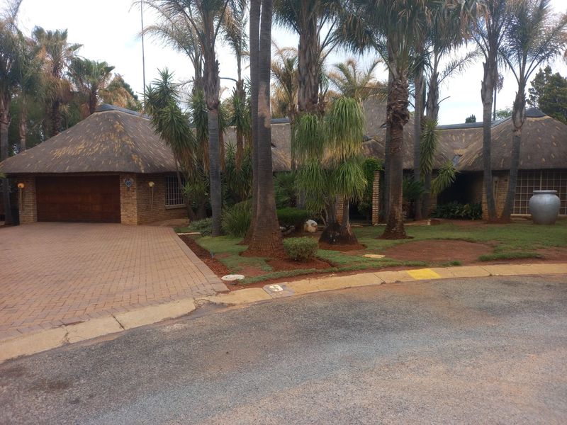 House for sale in Wilkoppies. - Photo 1