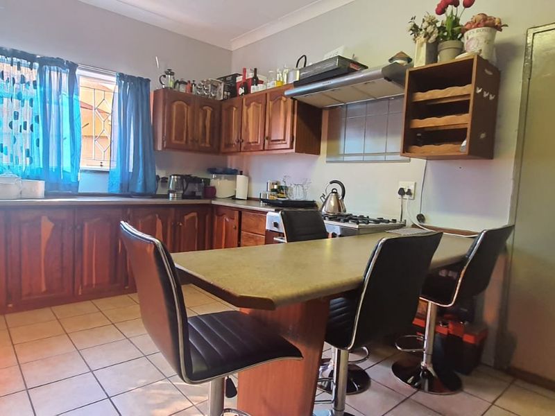 3 Bedroom house for sale in Roosheuwel. - Photo 10