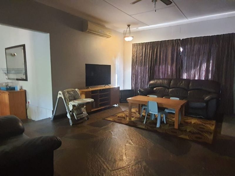 3 Bedroom house for sale in Roosheuwel. - Photo 7