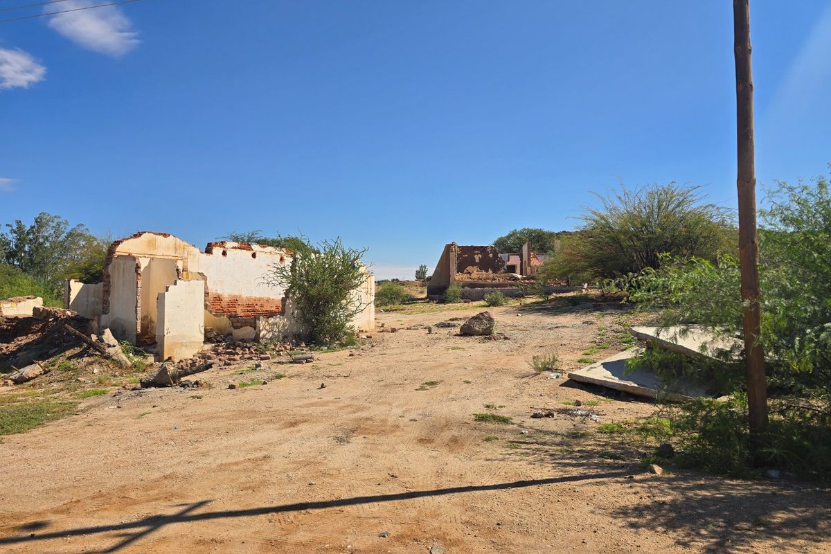 Vacant Agricultural Land with Domestic Canal Water & Liquor License - Photo 5