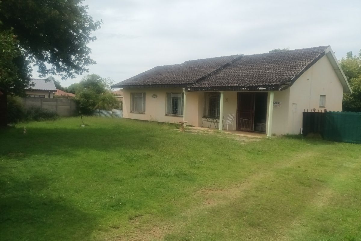 EXCELLENT PRIZED LOVING HOME    - Photo 5