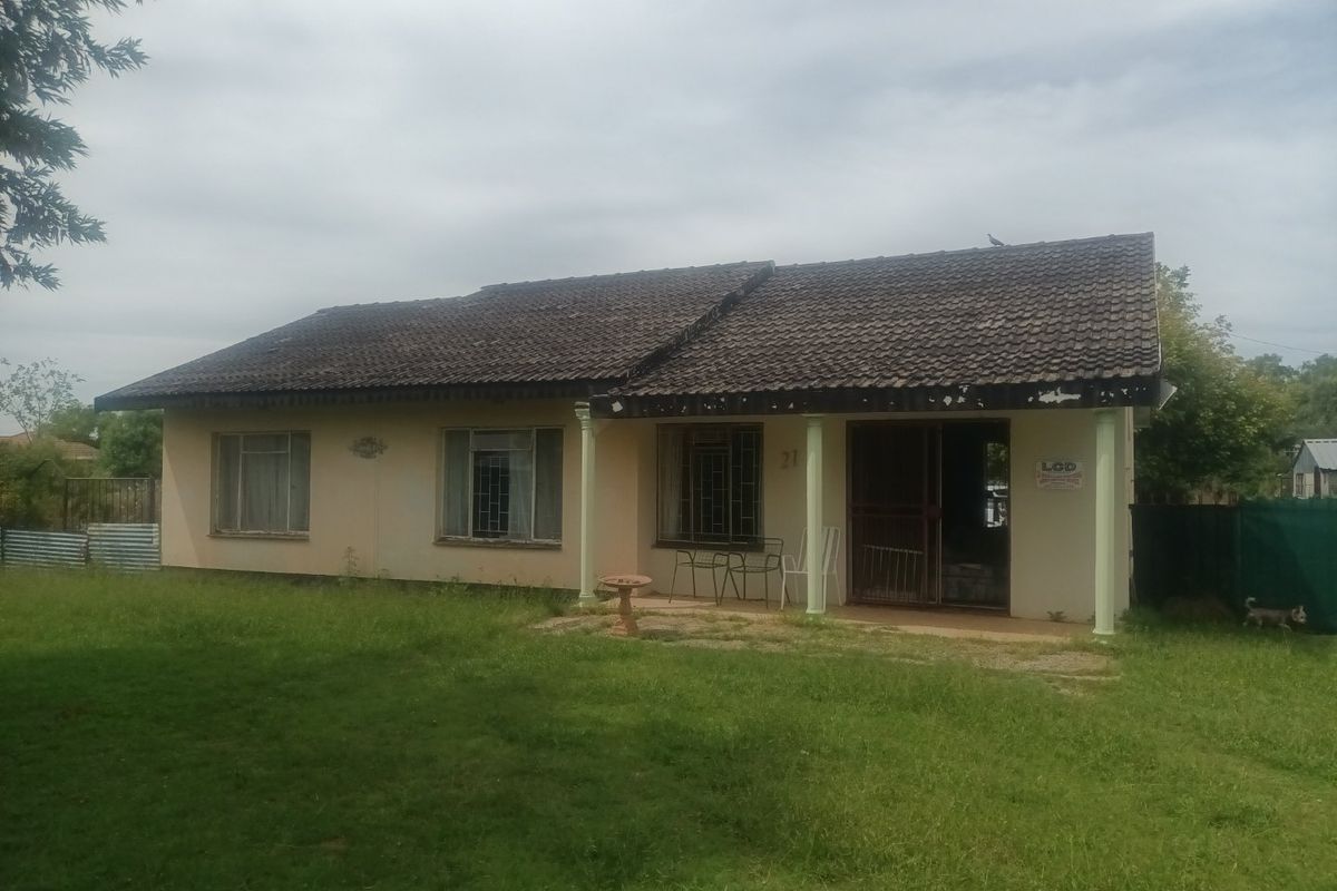 EXCELLENT PRIZED LOVING HOME    - Photo 2