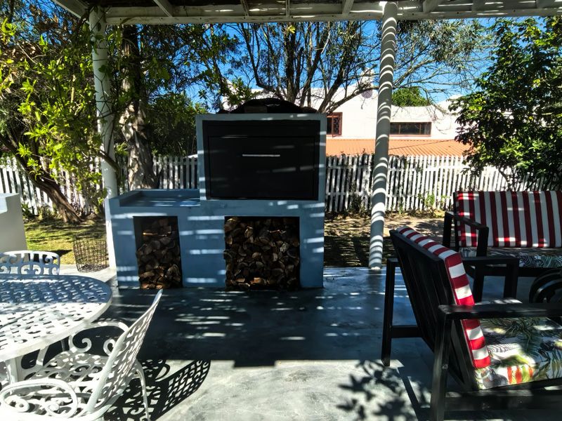 Beautifully renovated with 7 on suite bedrooms  - Photo 9