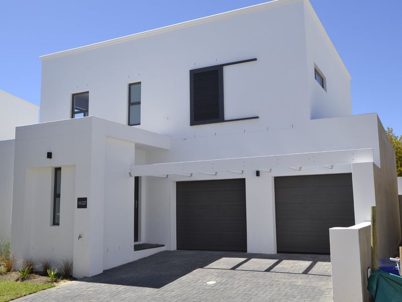 3 Bed House in Croydon Gardens Estate for Sale - Photo 5