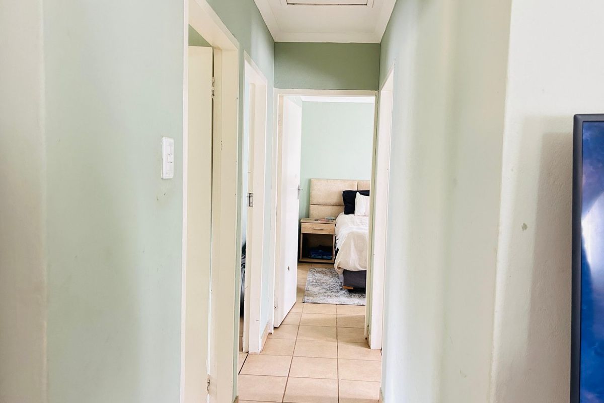 Specious 3-bedroom house for sale in Sky City - Photo 4