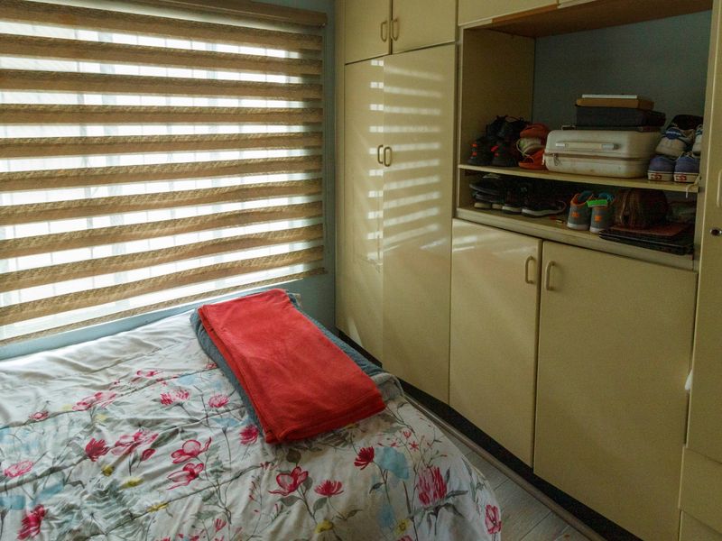 Spacious Family Home with Flatlets and Pool – 32 Shingwedzi Street, Mindalore - Photo 10