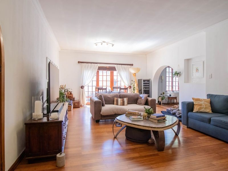 Family Haven with Income Potential in Secure Hurlyvale! - Photo 3