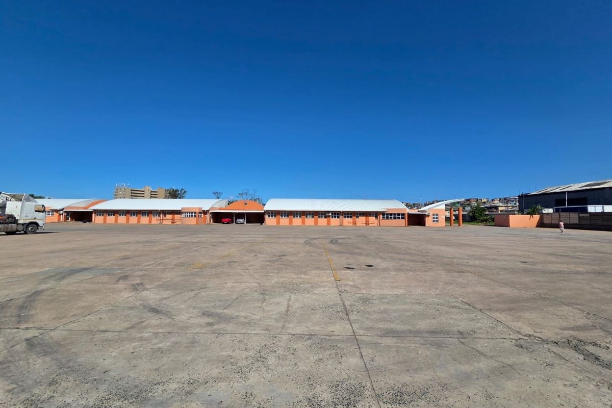 Prospecton Industrial Logistics Hub | Port Proximity | Investment Opportunity | Extensive Yard & Office Infrastructure - Photo 3