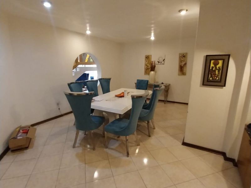 Magnificent Off-Grid Luxury Living In Sunward Park - Photo 10