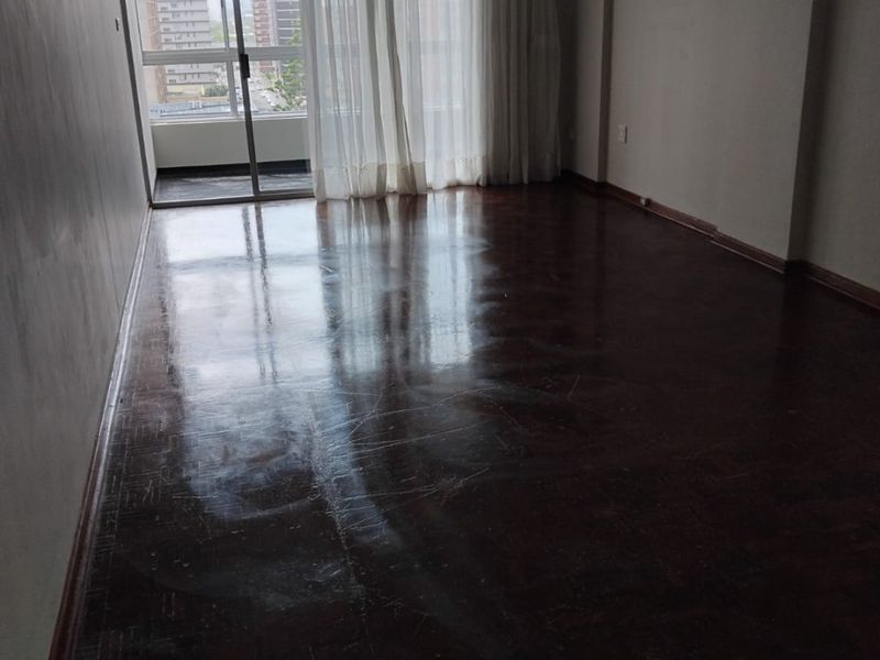 3.5 Bedrooms, 1.5 Bathrooms Apartment To Let In North Beach, Durban - Photo 4