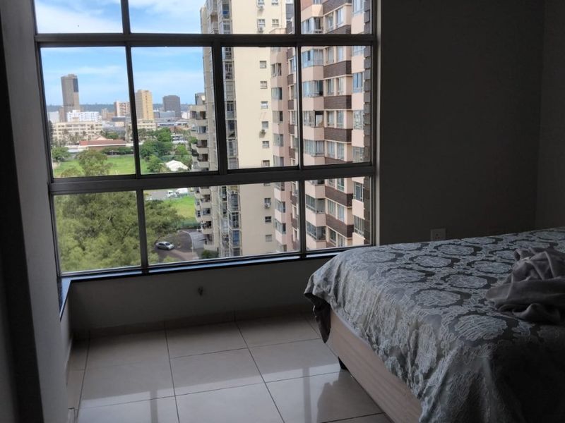 3.5 Bedrooms, 1.5 Bathrooms Apartment To Let In North Beach, Durban - Photo 8