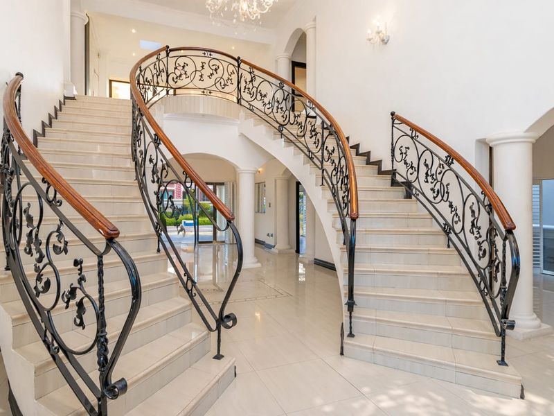 Stunning Family House for Sale  - Photo 8