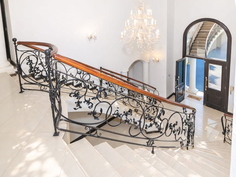 Stunning Family House for Sale  - Photo 7