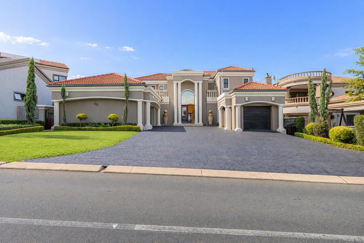 Stunning Family House for Sale  - Photo 3