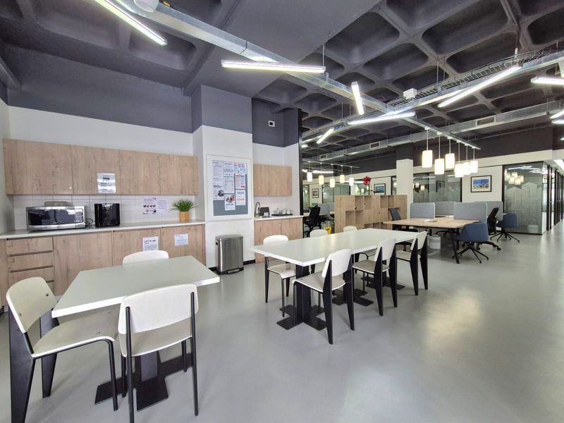 Centurion Modern Office Space at Byls Bridge – Flexible, Professional, Ready to Work! - Photo 10