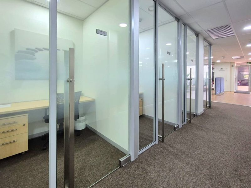 Modern Office Space at Centurion Mall – Work Where Business Happens - Photo 10