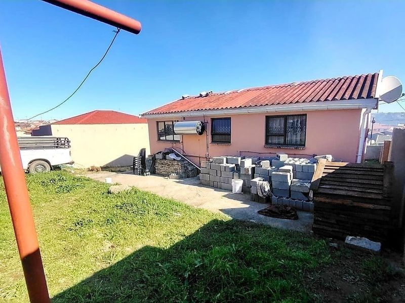 2 Bedroom House for Sale in Mdantsane - Photo 8