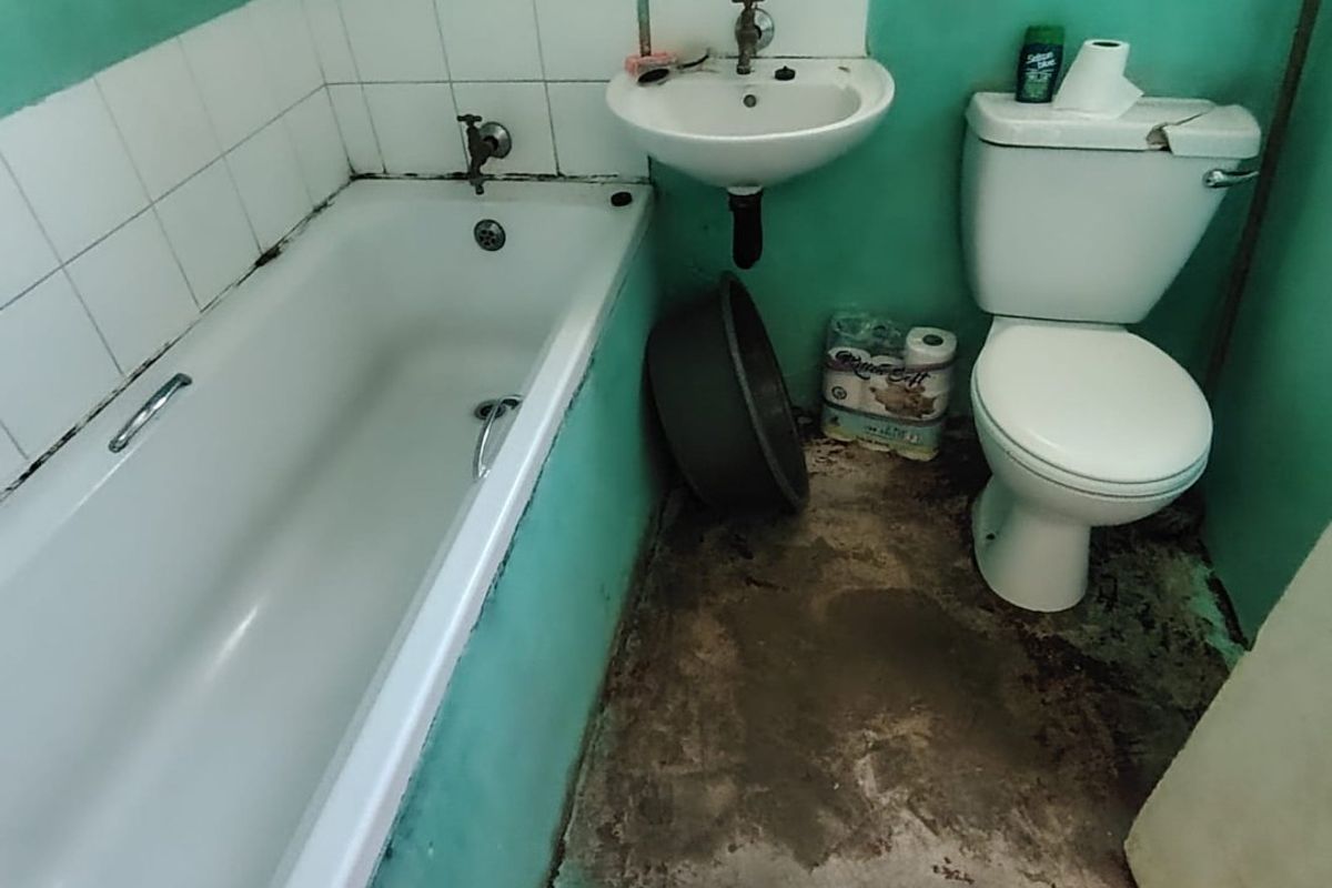 2 Bed House in Scenery Park for Sale - Photo 3