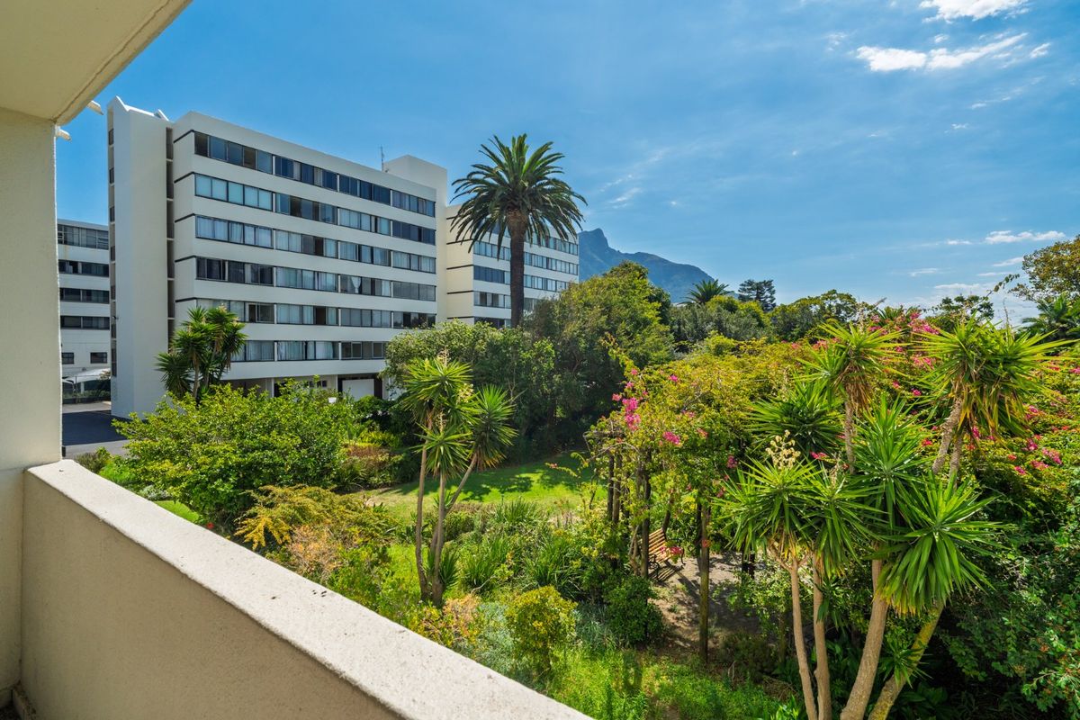 Lush Garden Estate Living in the Heart of Claremont Upper - Photo 4