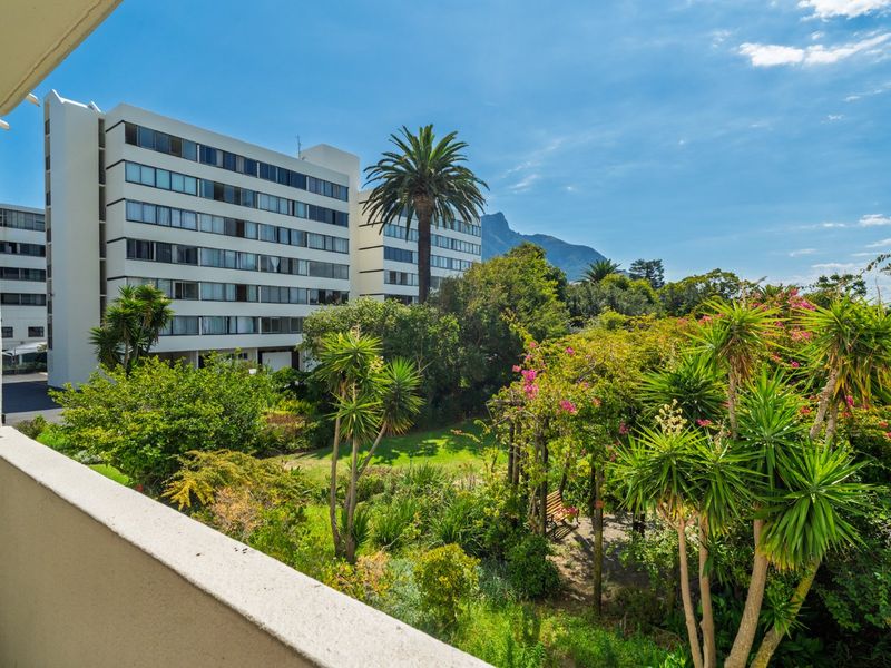 Lush Garden Estate Living in the Heart of Claremont Upper - Photo 2