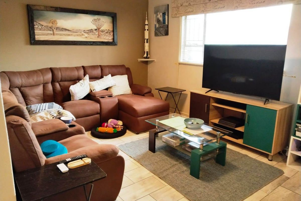 Spacious Duplex in Complex of Four Units - Photo 4