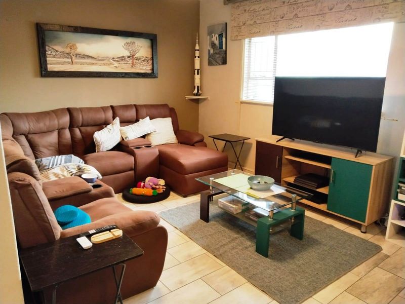 Spacious Duplex in Complex of Four Units - Photo 4