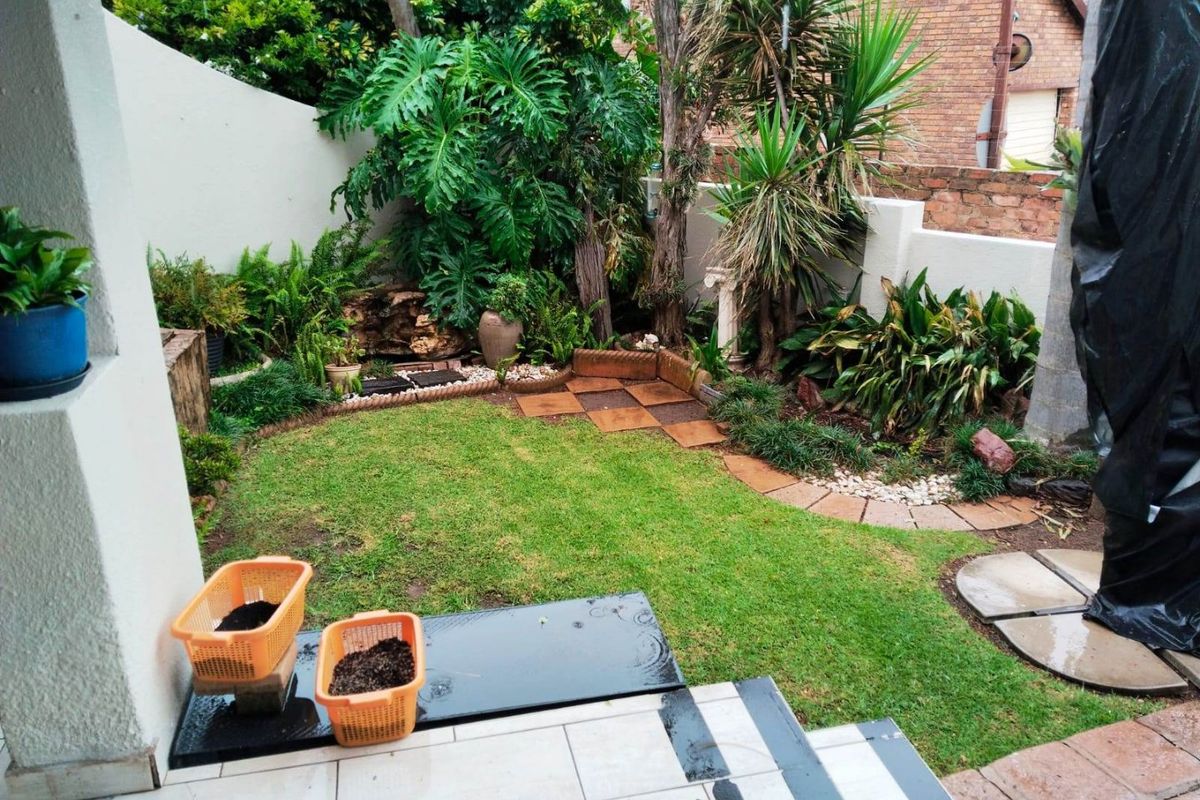 Spacious Duplex in Complex of Four Units - Photo 2