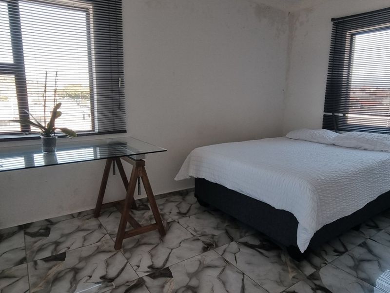 8 Bed House in Diepkloof Zone 4, Diepkloof for Sale - Photo 9
