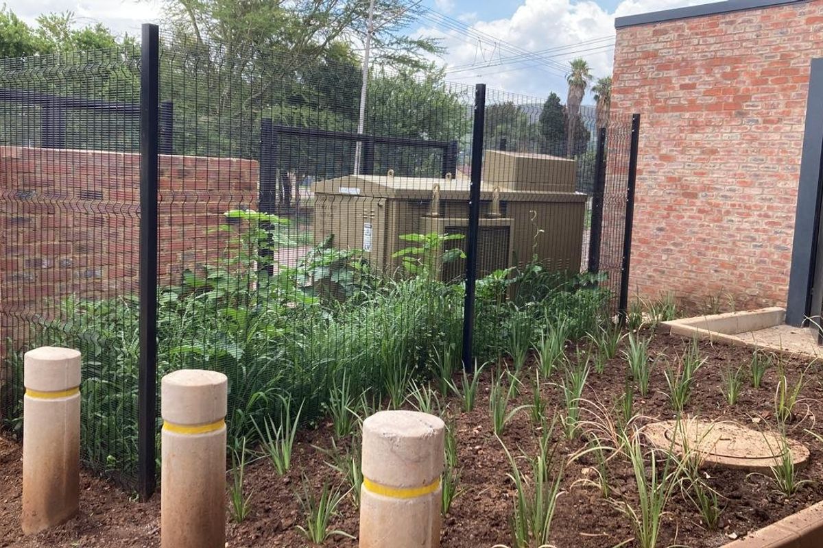 Prime Business Opportunity in Daspoort, Pretoria! - Photo 4