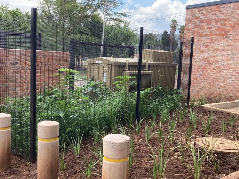 Prime Business Opportunity in Daspoort, Pretoria! - Photo 4