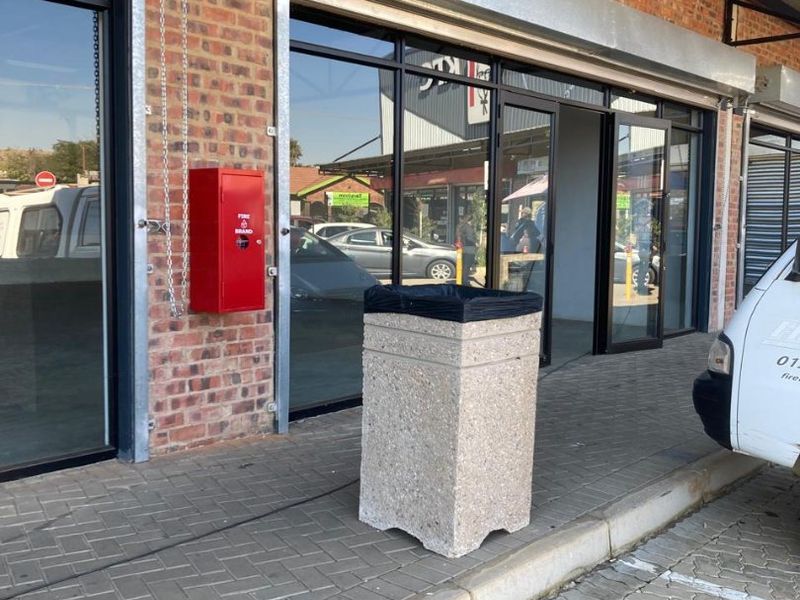 Prime Business Opportunity in Daspoort, Pretoria! - Photo 5