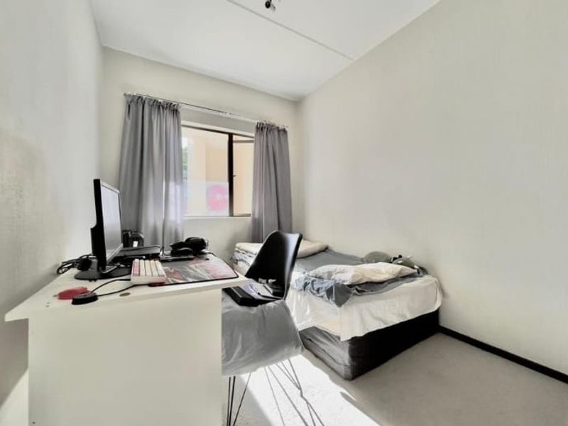 Ground Floor Two-Bedroom Apartment for Sale in Soho Junction, Broadacres, Fourways, Sandton - Photo 9