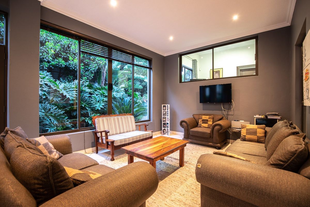 FAMILY RETREAT - Photo 3