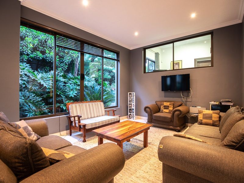 FAMILY RETREAT - Photo 3