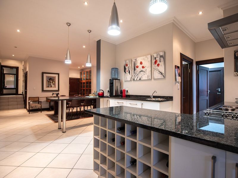 FAMILY RETREAT - Photo 6