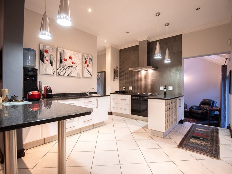 FAMILY RETREAT - Photo 5