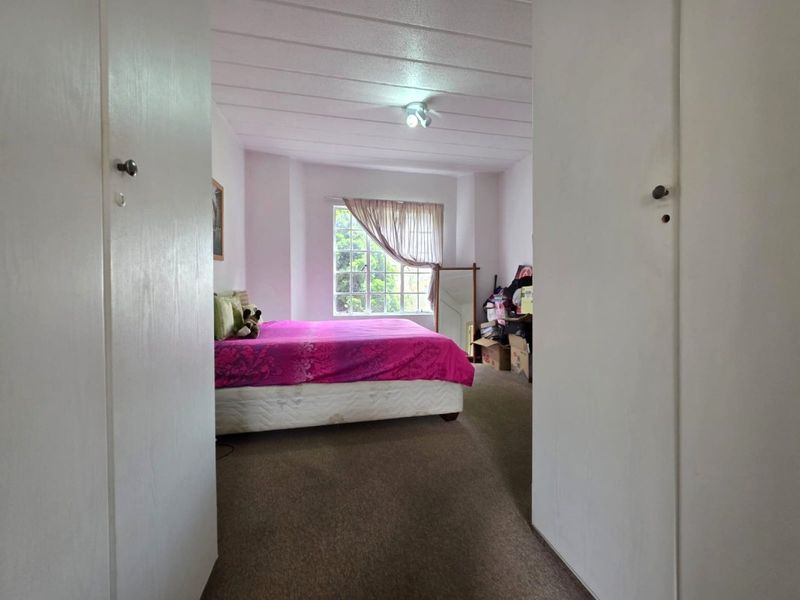 Charming 2-Bedroom Garden Unit – Peaceful Living with Great Features! - Photo 7