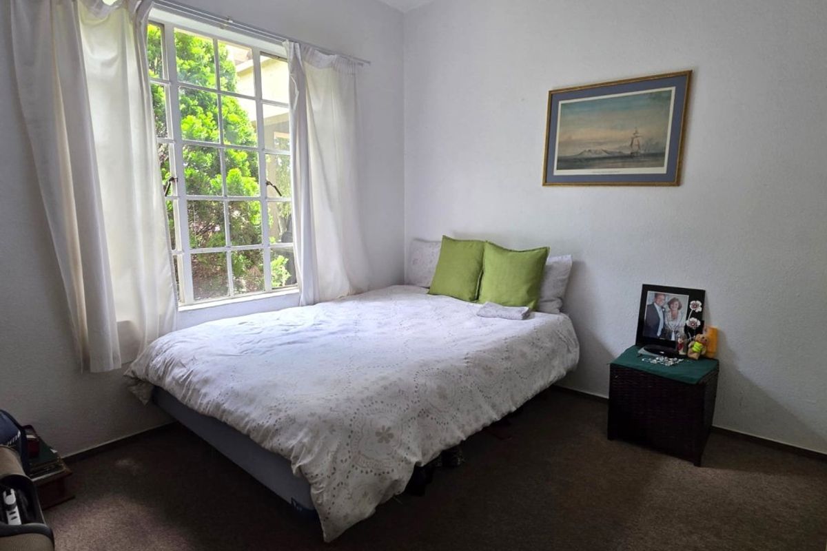 Charming 2-Bedroom Garden Unit – Peaceful Living with Great Features! - Photo 5