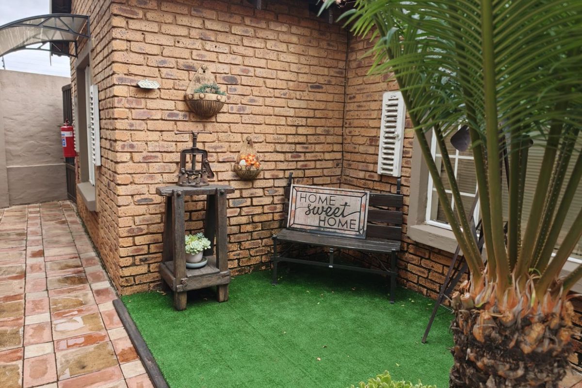 Modern 3-Bedroom Family Home in Secure Complex – Brits - Photo 3