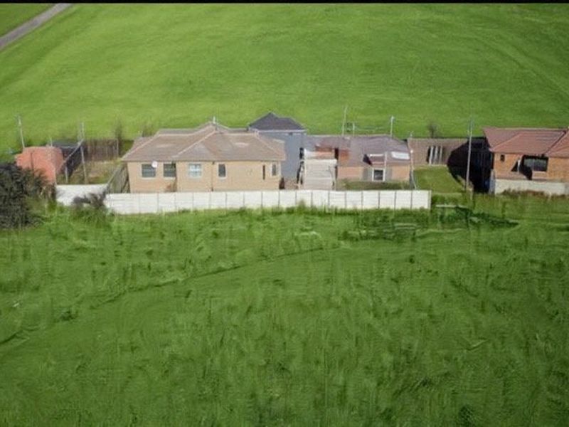 Ready for building,investment opportunity. Build your dream home on this vacant land  - Photo 2