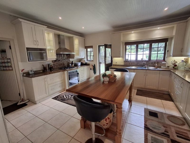 This Beautiful Level Entry Home In The Heart Of Southbroom Will Capture Your Heart... - Photo 10