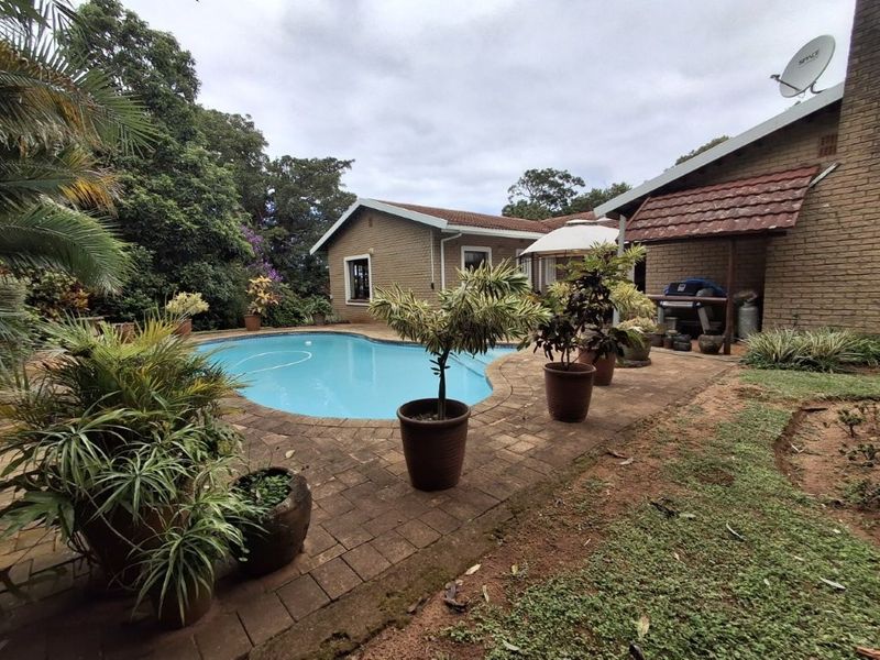 This Beautiful Level Entry Home In The Heart Of Southbroom Will Capture Your Heart... - Photo 3